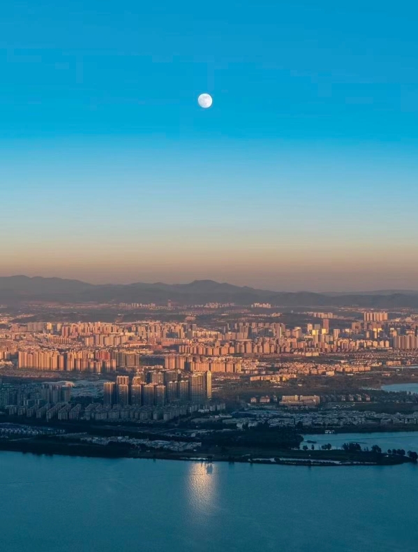 249df3165f48038a5507bfe0912eef2f